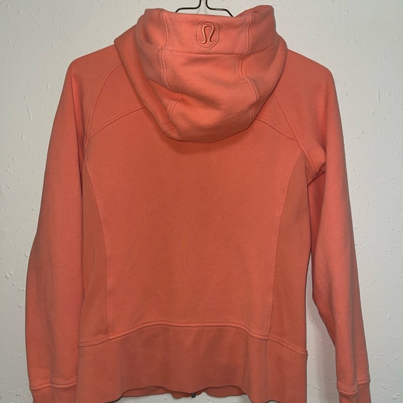 Lululemon Scuba Hoodie Size 8 Salmon Pink/Coral/Orange - Picture 3 of 4